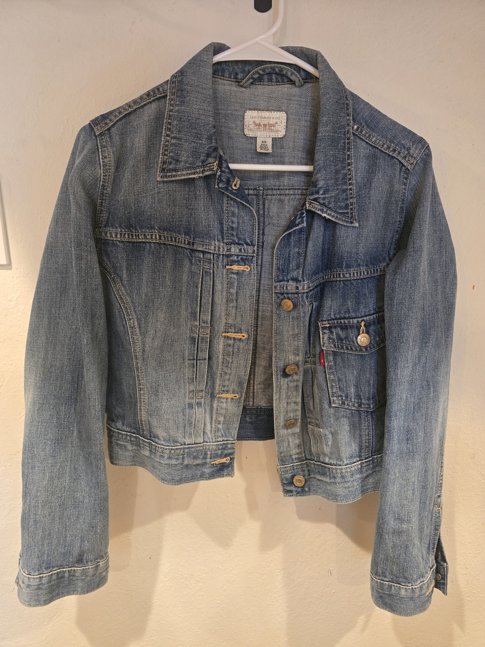 Levi's Classic Blue Denim Cropped Jacket